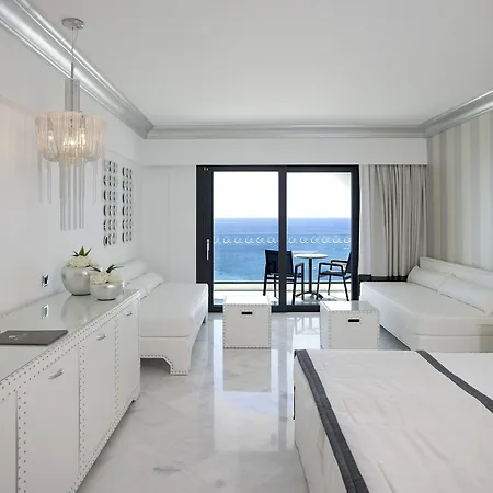 Mitsis Alila & מלון 5*